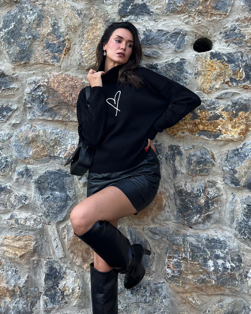 1043-23-Knit Sweater