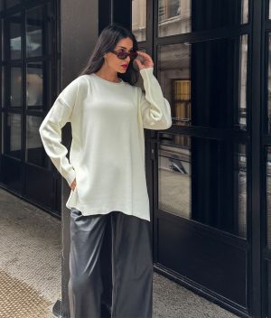 women’s off-white crew neck knit tunic