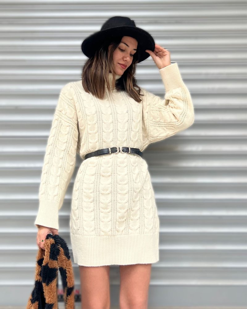 4616-Knit Tunic with Belt
