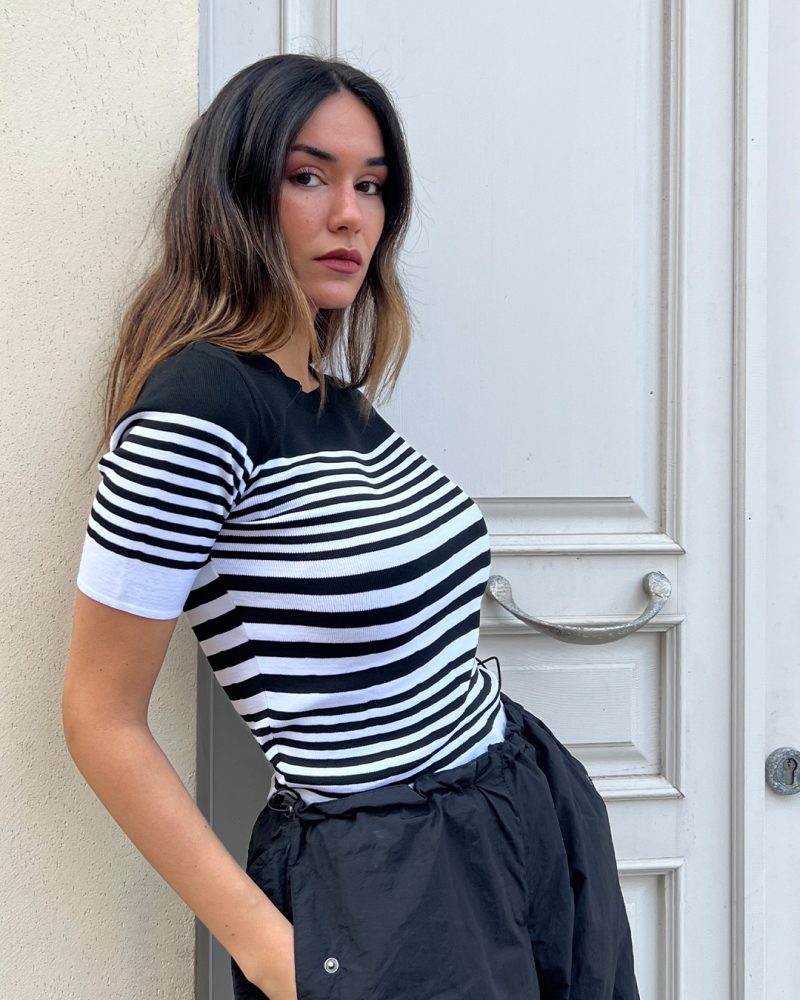 5827-Crewneck Striped Short Sleeve Knit Top - Görsel 2