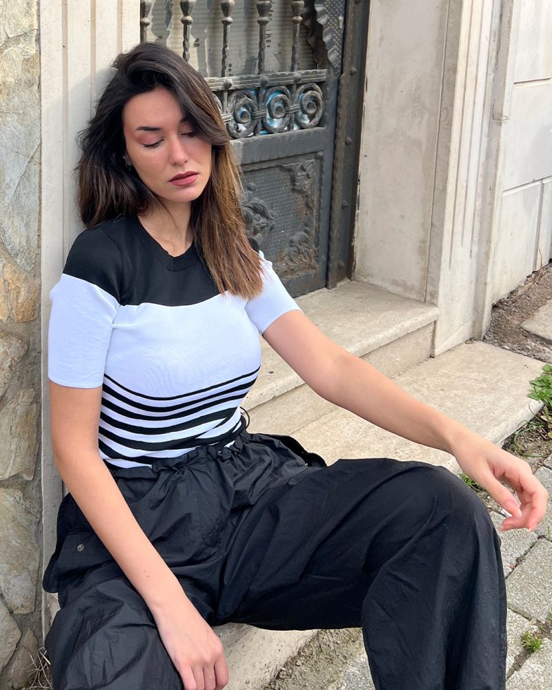 5829-Crewneck Striped Short Sleeve Knit Top - Görsel 2
