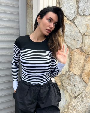 5831-Crewneck Striped Long Sleeve Knit Sweater