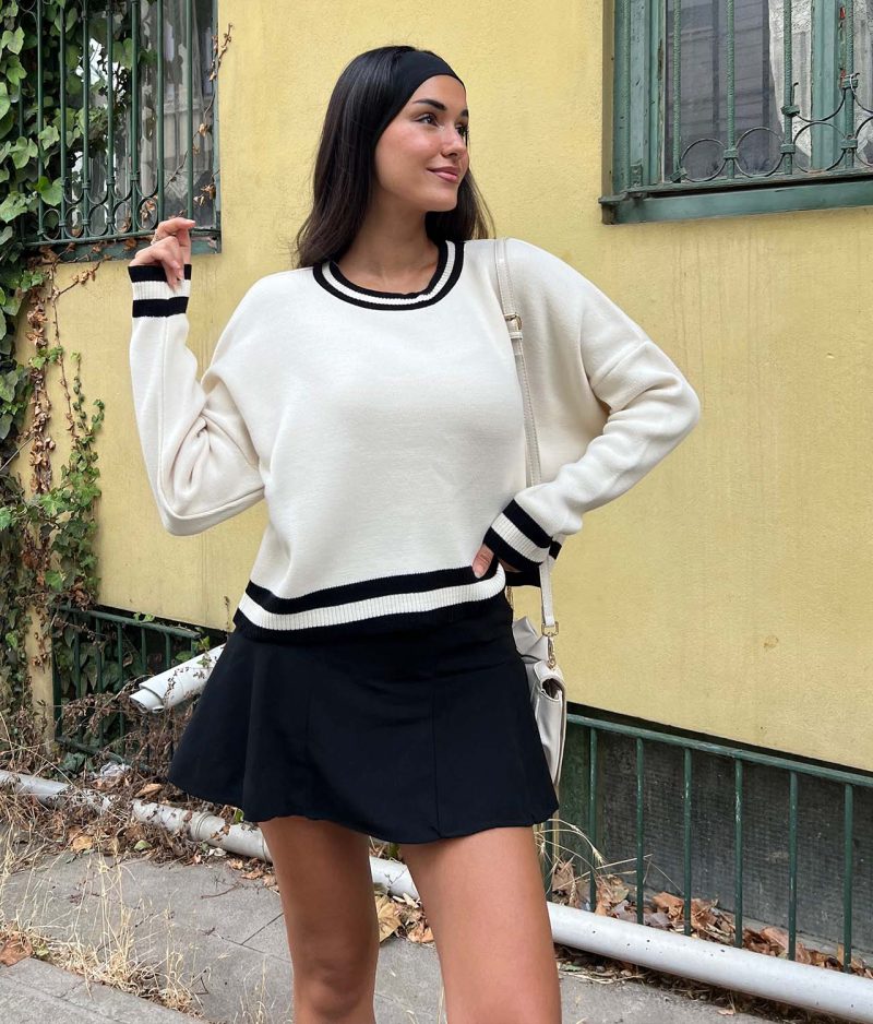 6510-Long Sleeve Crewneck Striped Detail Knit Sweater