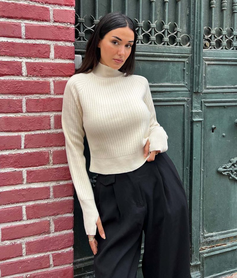 6511-Long Sleeve Mock Neck Knit Sweater - Image 2