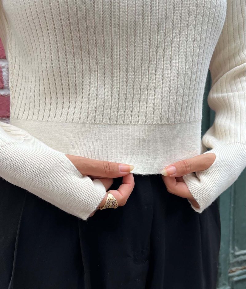6511-Long Sleeve Mock Neck Knit Sweater - Image 3