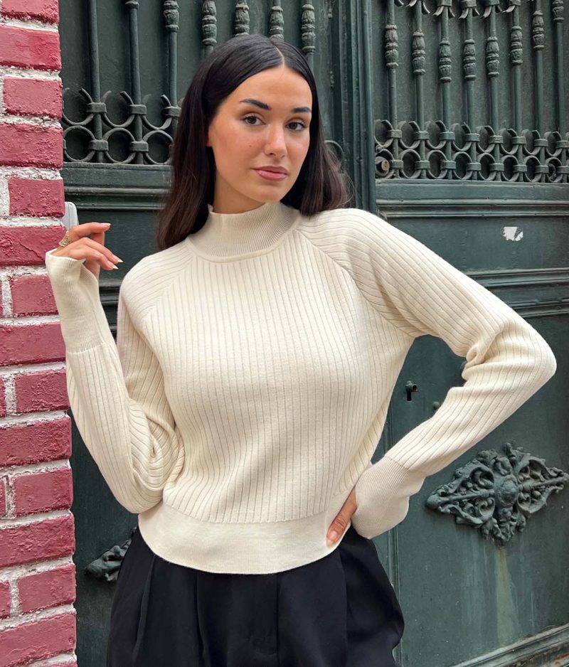 6511-Long Sleeve Mock Neck Knit Sweater - Image 4