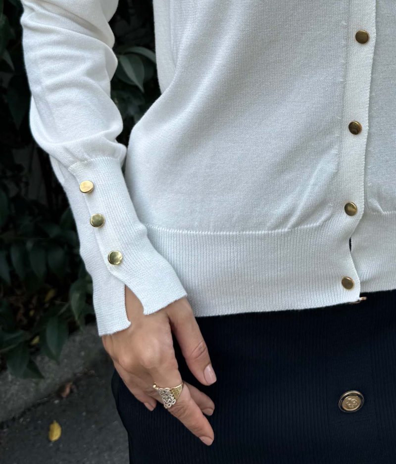 2203-Button Detail Solid Button Front Cardigan - Görsel 5