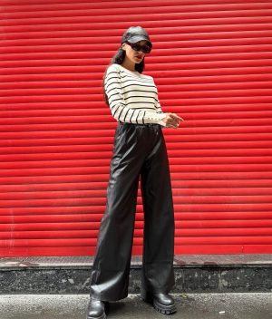 women’s white and black striped knit pullover