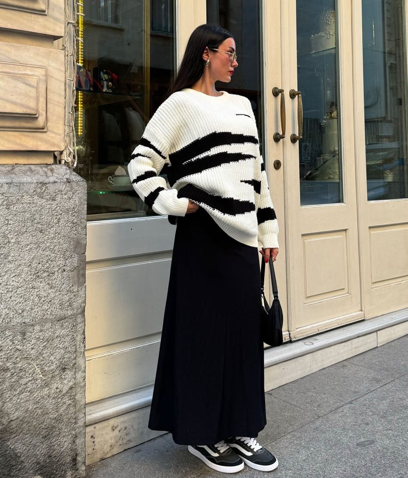 75104-Striped Knit Sweater - Crew Neck, Long Sleeve - Görsel 2