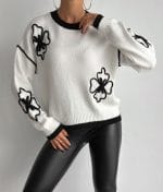 Embroidered Floral Crew Neck Sweater in White and Black for Wholesale Women's Knitwear