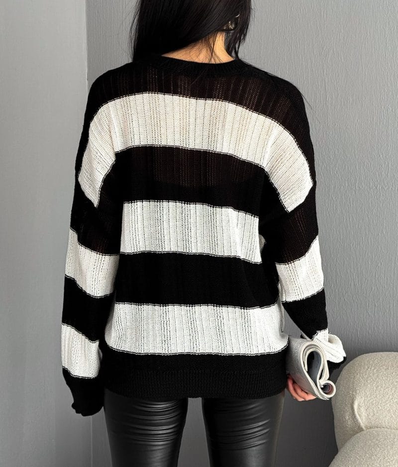 breathable black and white knit top with wide stripes