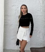 Black cropped knit sweater with sweet lettering