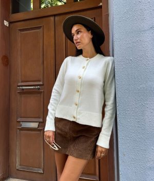 women’s knit cardigan with ribbed cuffs and hem