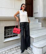 women’s sleeveless v-neck pullover in off-white