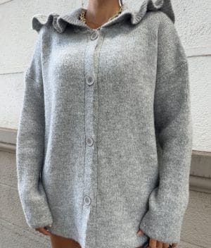 casual women’s knit cardigan fashion look