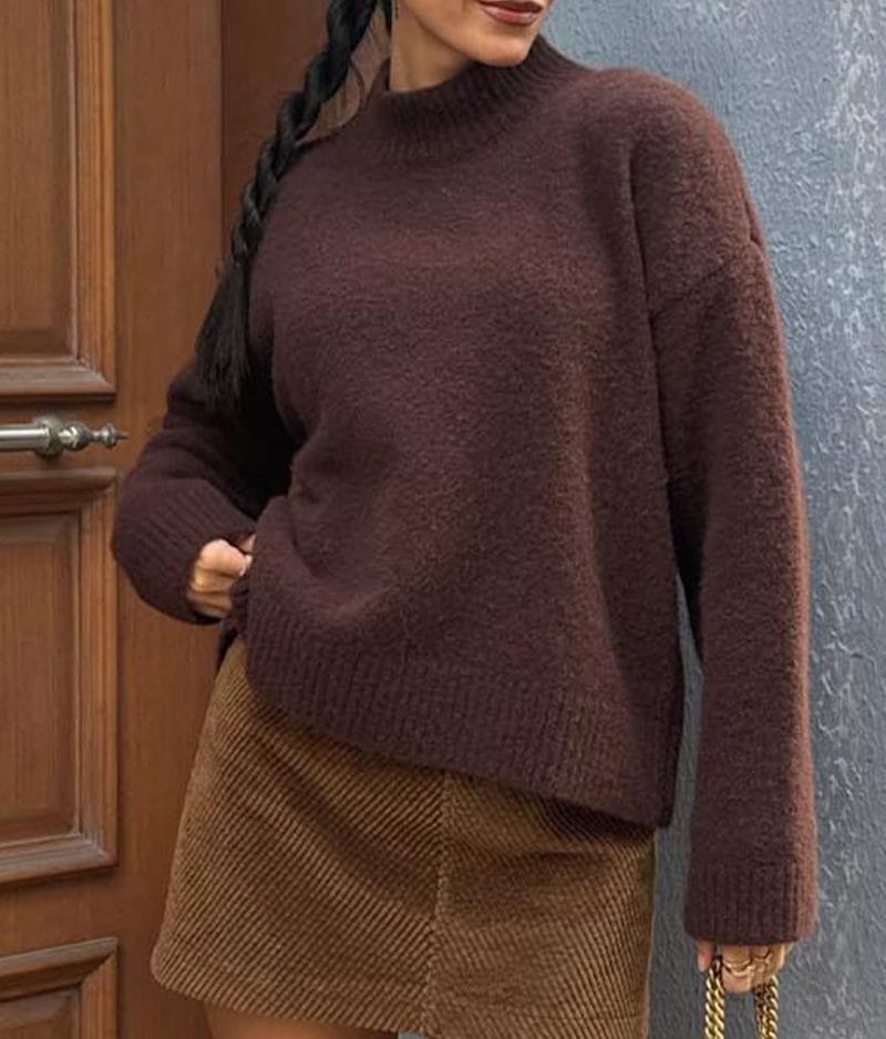 Elegant mock neck knit sweater suitable for everyday styling