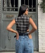 Modern sleeveless plaid shirt with cropped silhouette