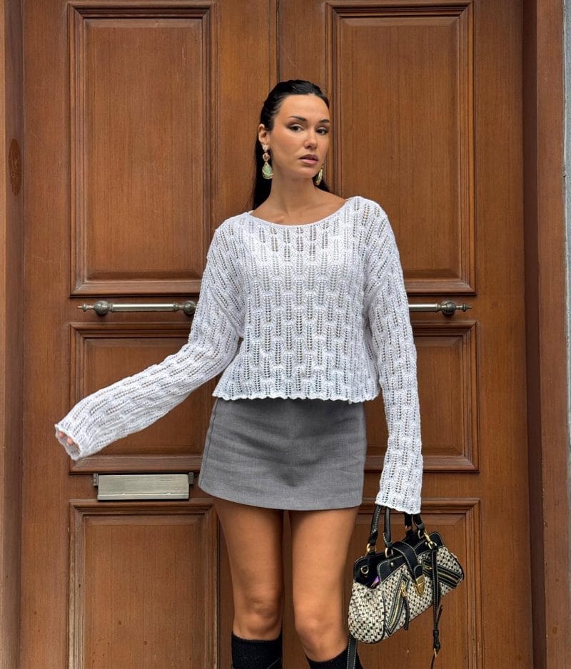 White openwork knit sweater for wholesale women’s knitwear
