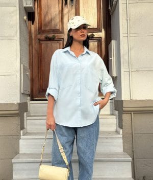 Relaxed fit cotton button-down shirt casual oversized look