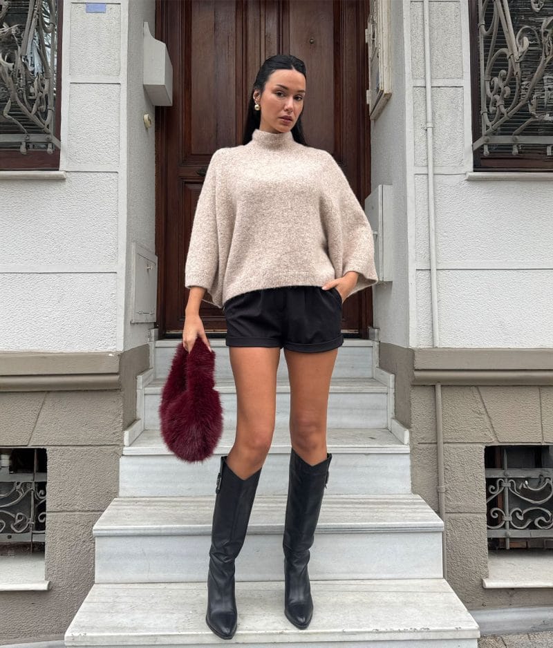 Relaxed fit knit pullover boutique