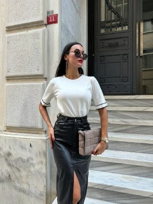 Contrast trim knit top front view