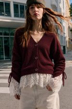 Lace trim knit cardigan with ruched sleeves